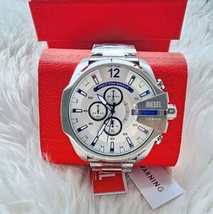 ⌚🚀Watch Diesel original brand new with tag